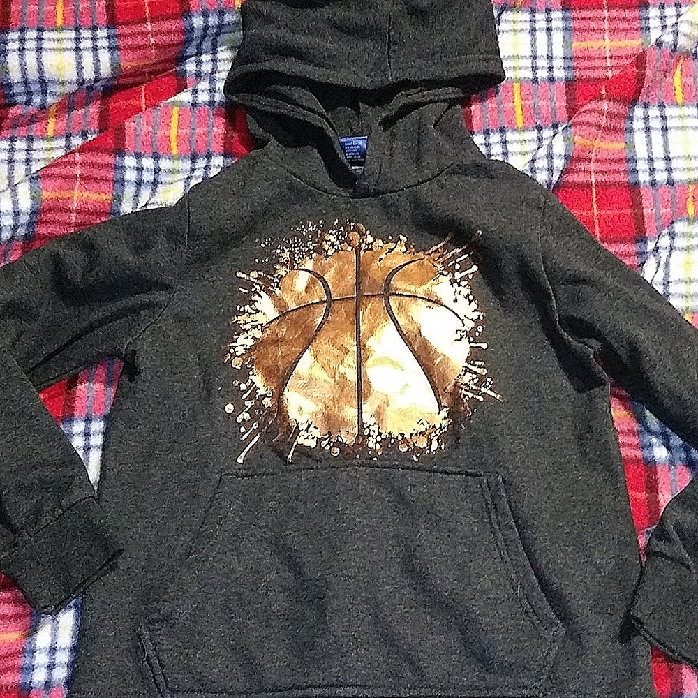 Highland outfitters hoodie
